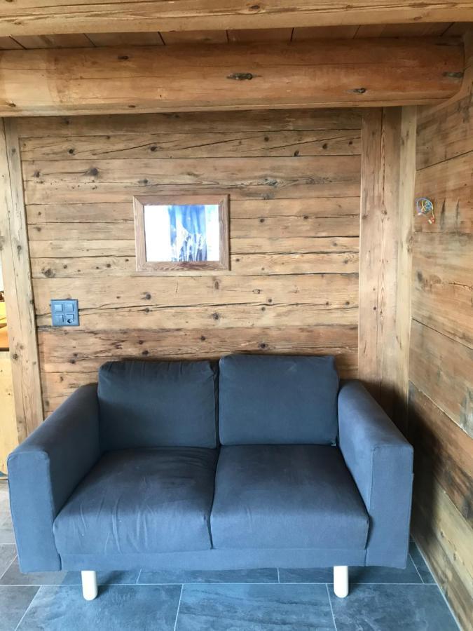 Au Pre Des Chevaux Bed & Breakfast Chateau-d'Oex Luaran gambar